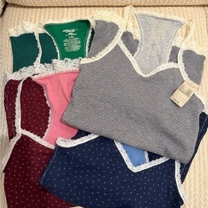 American Eagle lace trim camis - Assorted Colors. 2 with tags. Built in bra.
